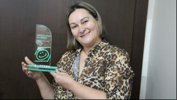 Estância Velha recebe troféu Prefeito Amigo da Criança