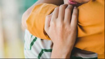 Fundação Abrinq chama atenção para a saúde mental de crianças e adolescentes
