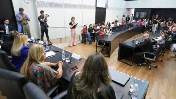 Audiência na Alesp aborda declínio da vacinação contra poliomielite em SP