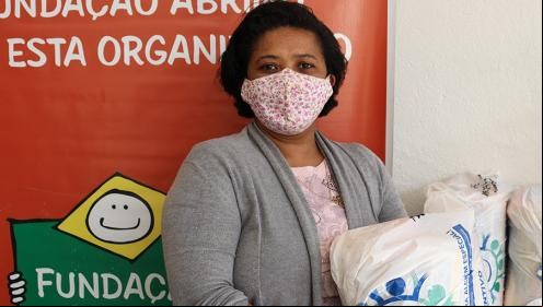 “Com a doação, pude colocar comida na mesa”