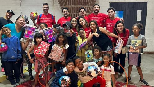 Mais de 120 crianças e adolescentes da Vila Prudente – SP ganham brinquedos e até bicicletas com o apoio do Banco Bradesco