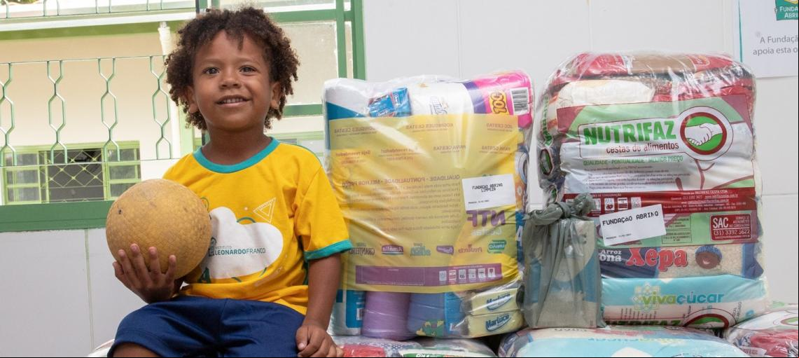 Fundação Abrinq doa cestas básicas e produtos de limpeza para famílias atingidas pelas chuvas em Minas Gerais